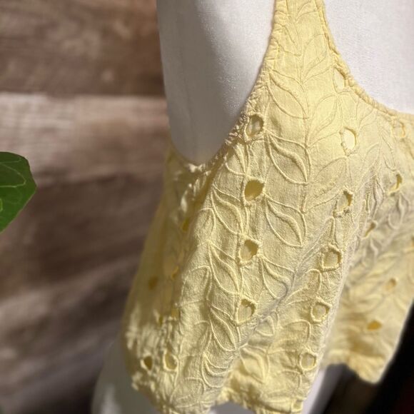 House of  Harlow yellow eyelet cropped tank - S - Picture 3 of 9